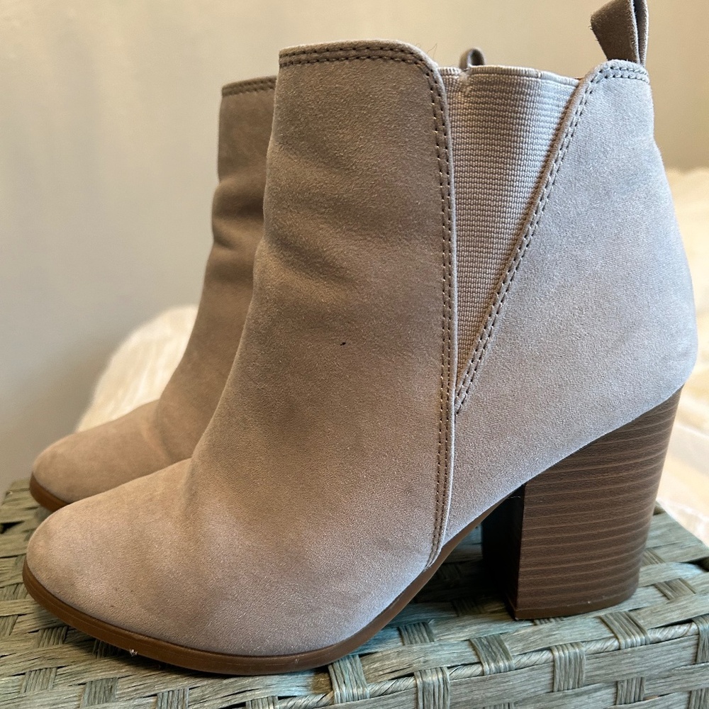 Express Ankle Boots